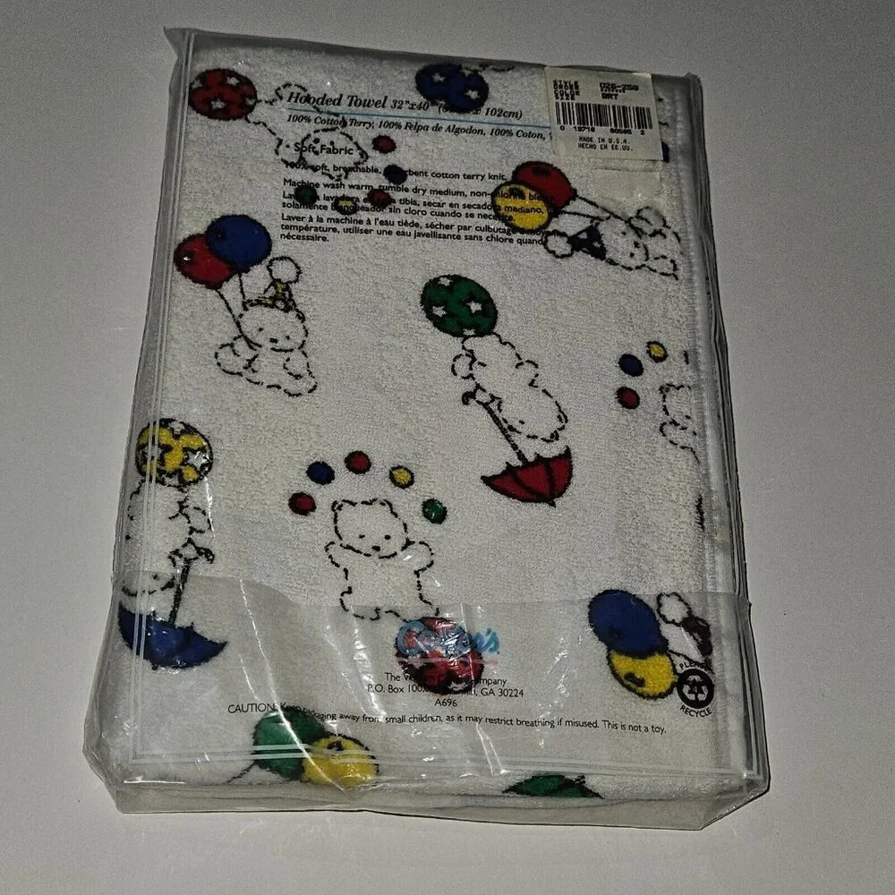 2 VTG NOS Carter's Bear Ball Balloon Lot Layette Gown Hooded Towel NEW/SEALED